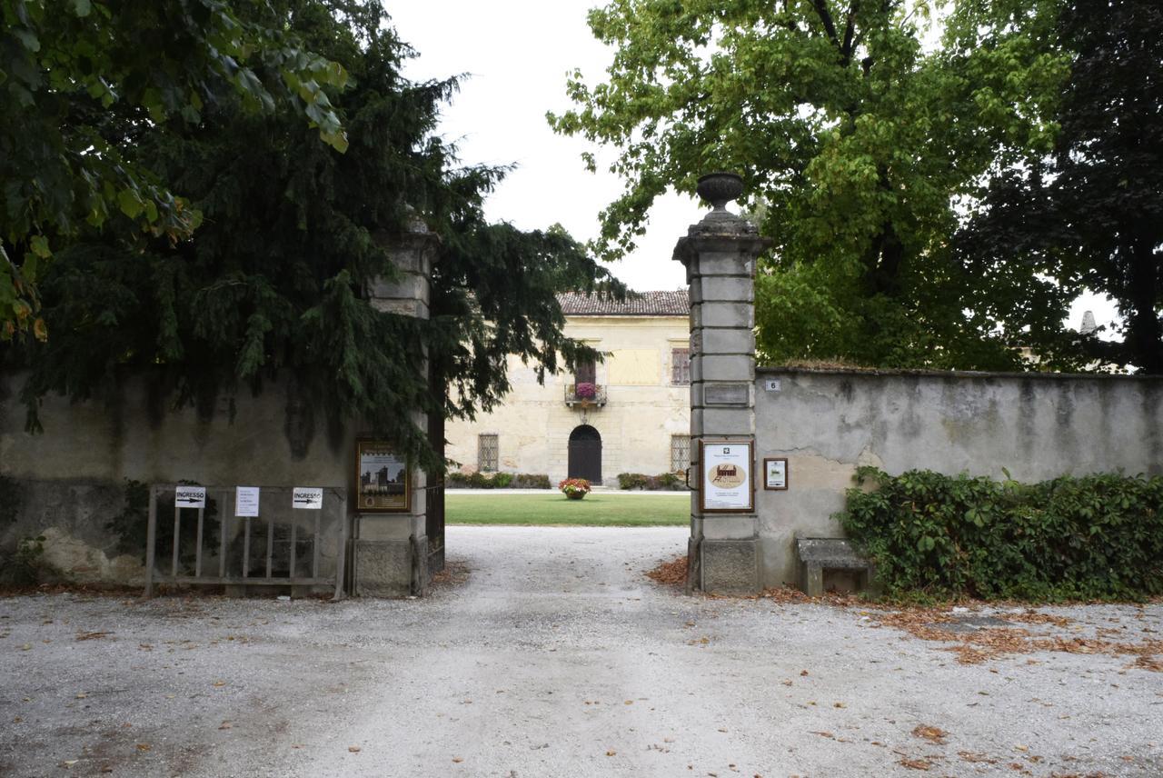 Ostello Castello Mina Della Scala Casteldidone Esterno foto